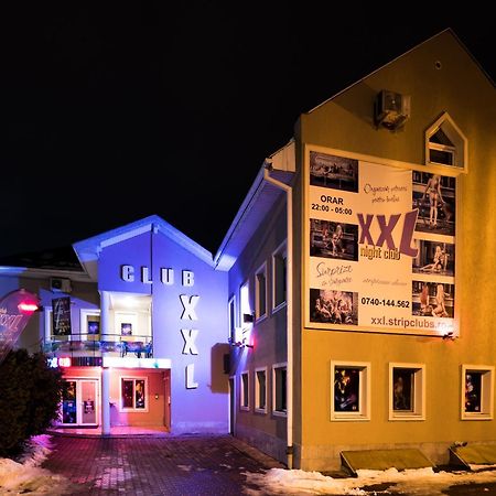 Xxl-House Apartment เตอร์กู-มูเรช ภายนอก รูปภาพ