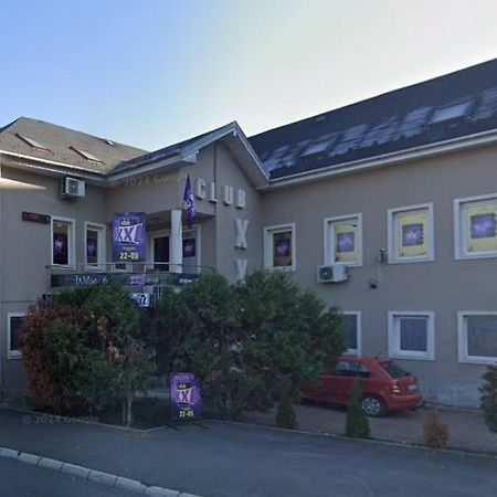 Xxl-House Apartment เตอร์กู-มูเรช ภายนอก รูปภาพ