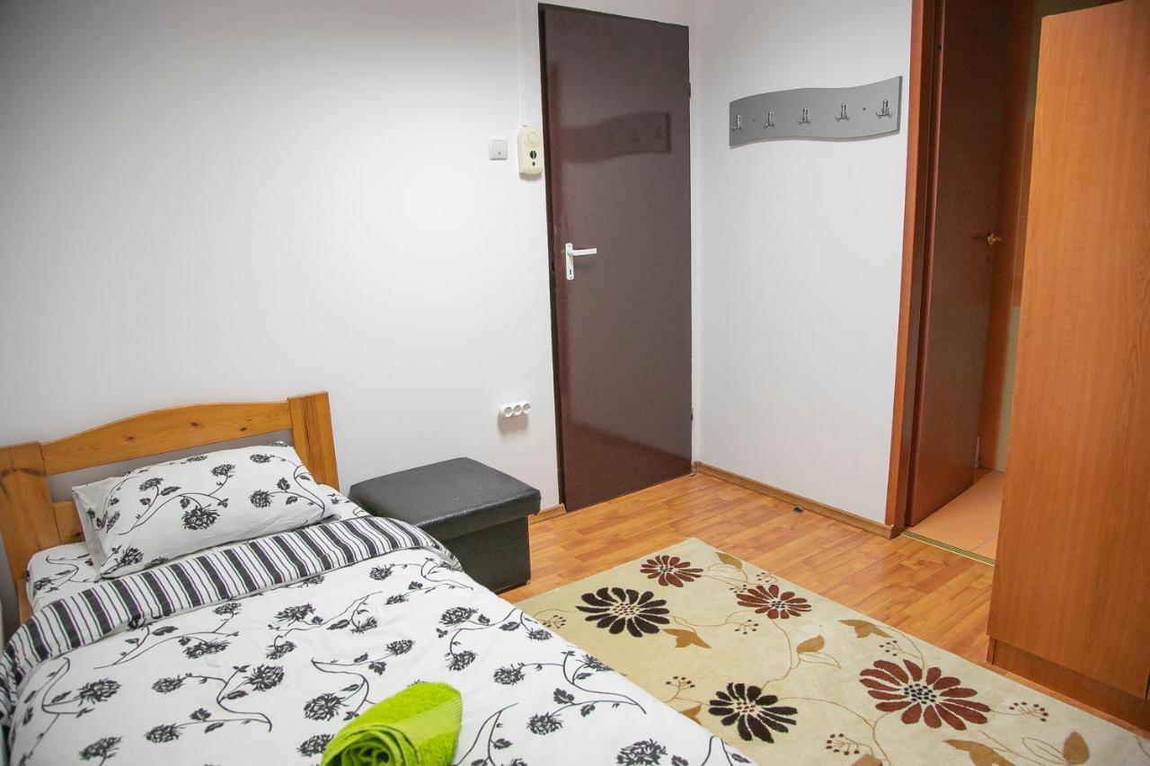 Xxl-House Apartment เตอร์กู-มูเรช ภายนอก รูปภาพ