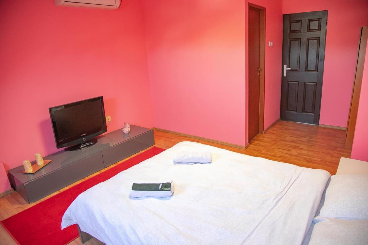 Xxl-House Apartment เตอร์กู-มูเรช ภายนอก รูปภาพ