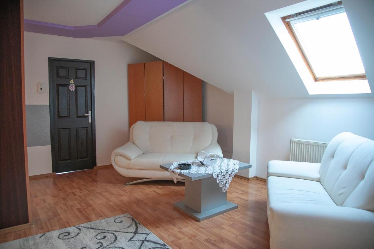 Xxl-House Apartment เตอร์กู-มูเรช ภายนอก รูปภาพ