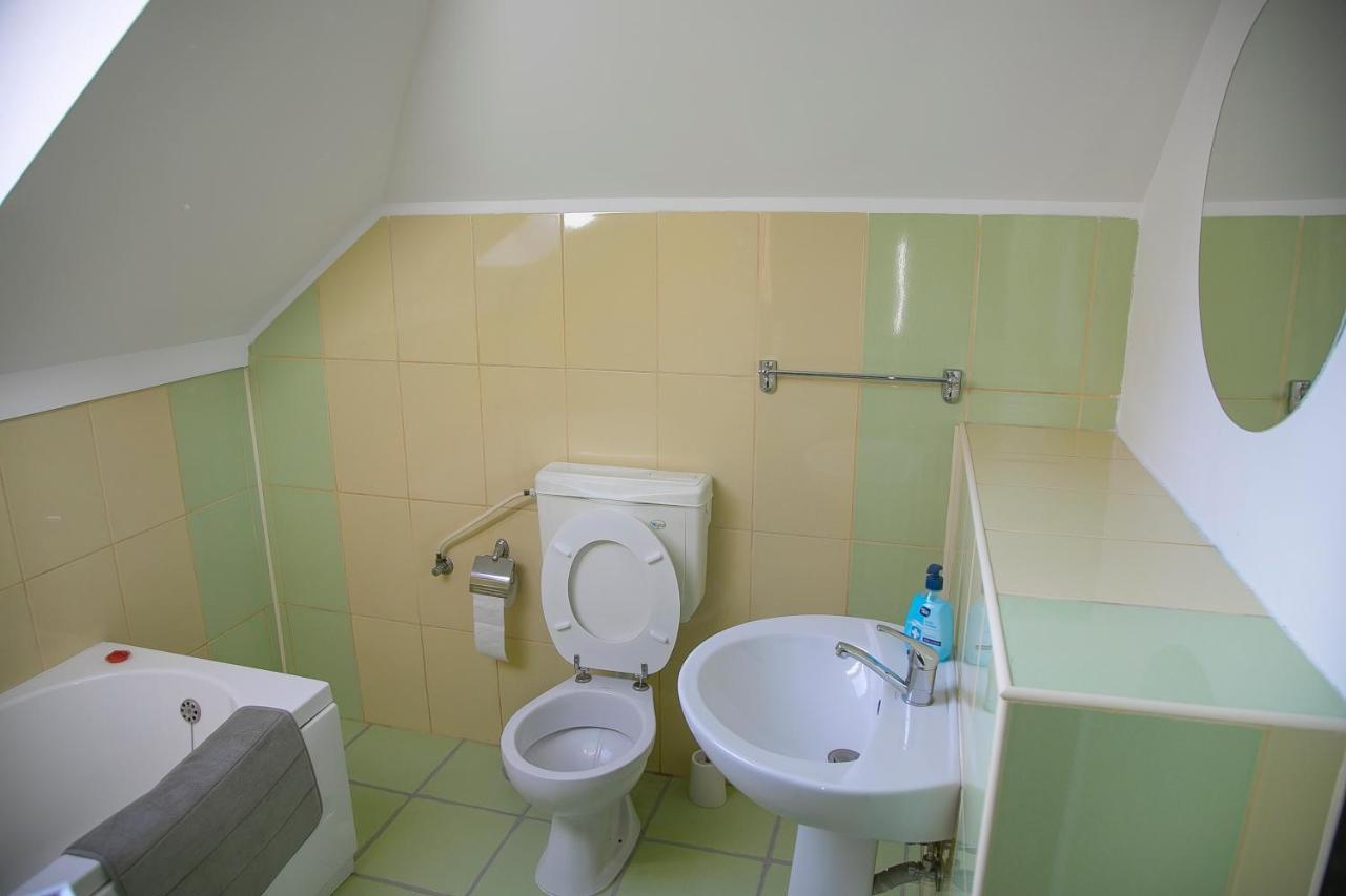 Xxl-House Apartment เตอร์กู-มูเรช ภายนอก รูปภาพ