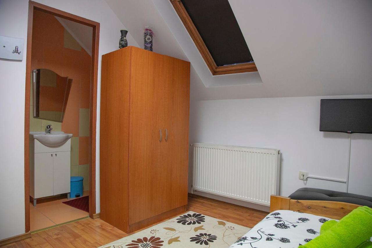 Xxl-House Apartment เตอร์กู-มูเรช ภายนอก รูปภาพ